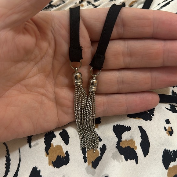 White House Black Market Leopard Print Blouse, Size XL - Picture 4 of 6